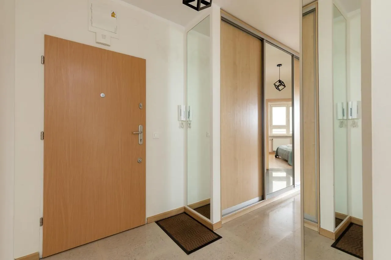 Apartment Slominskiego 5 II With Balcony By Noclegi Renters Βαρσοβία